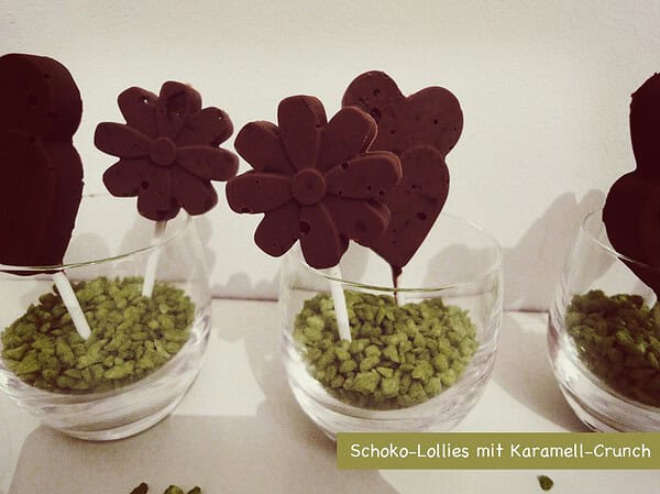 Schoko-Lollies mit Karamell-Crunch