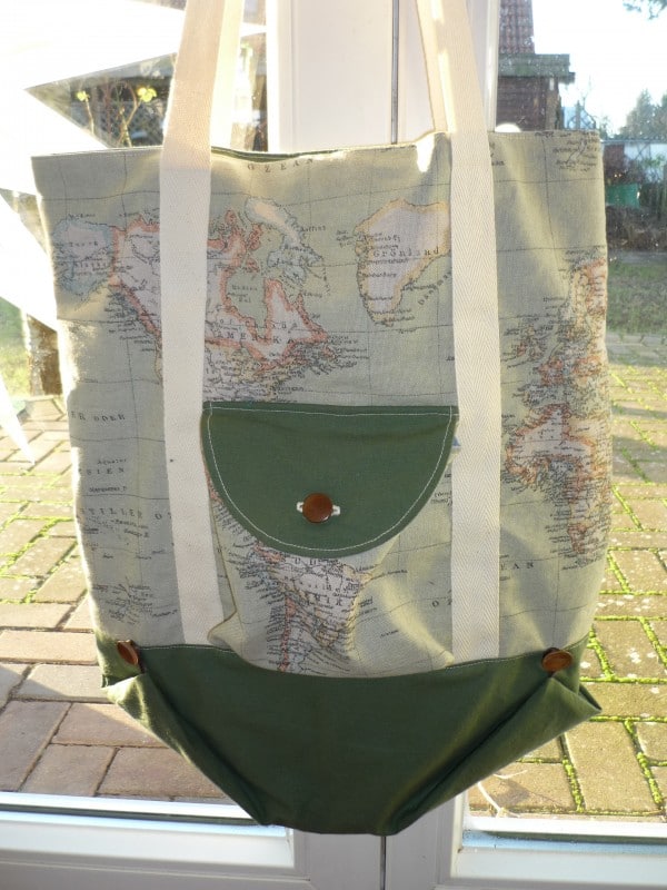 Ganze-Welt-Tasche