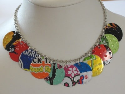 Recycling - Kette aus Getränkedosen Recycling - Kette aus Getränkedosen