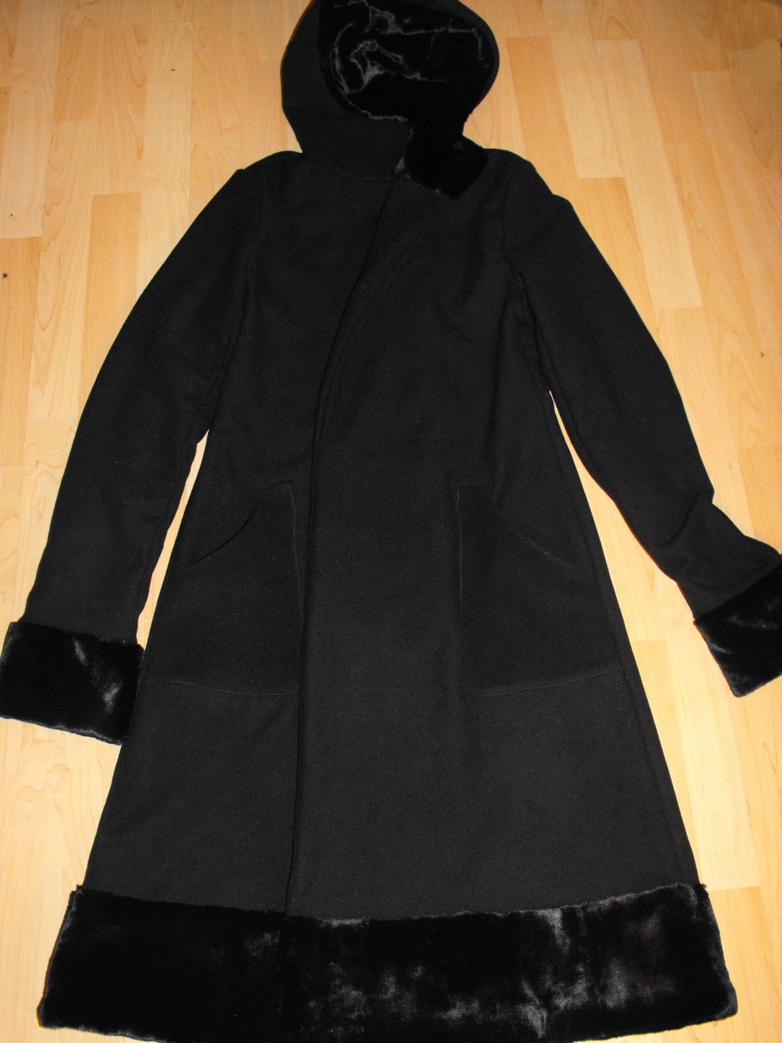 Elegante Johanna mit Webpelz