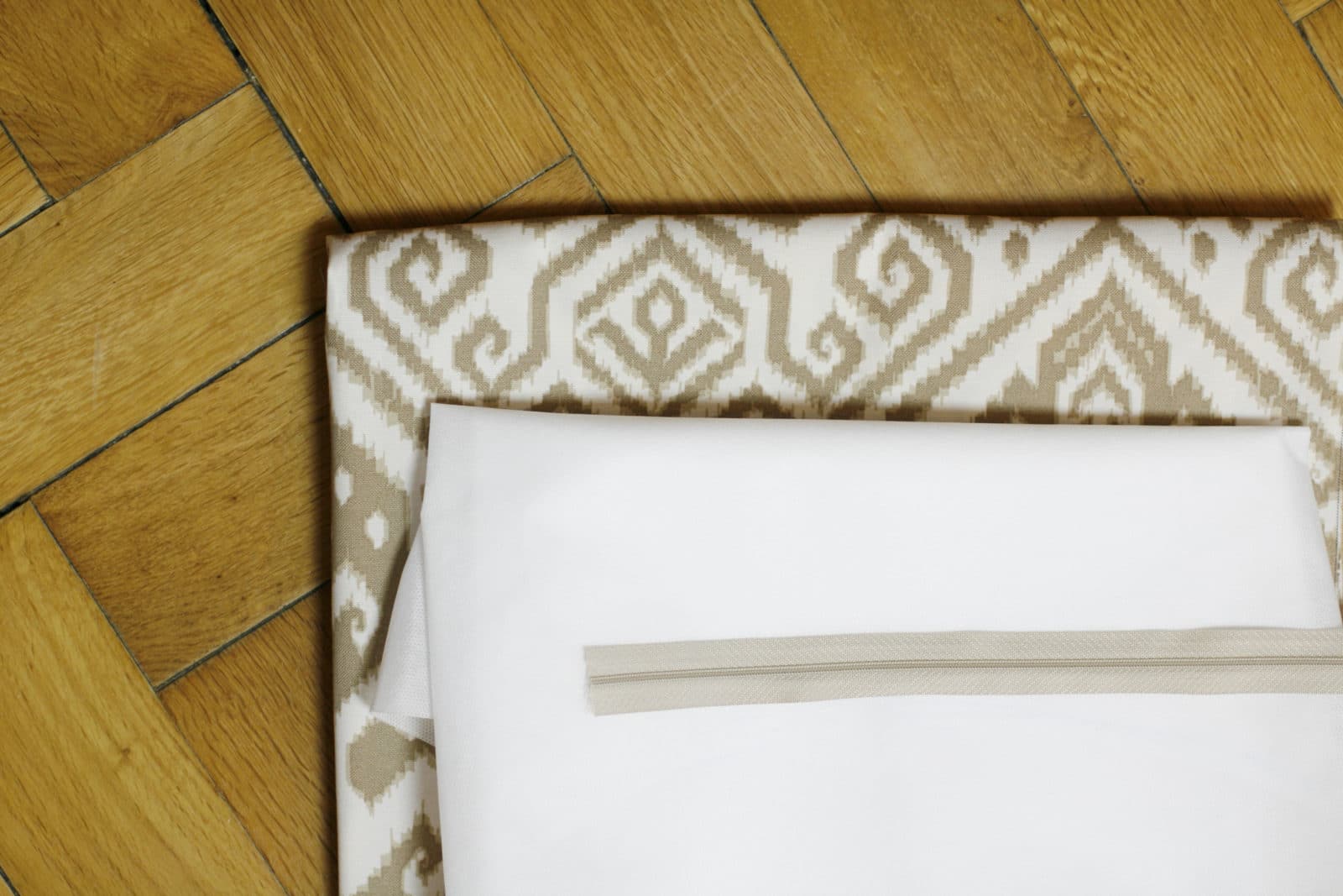 DIY Pouf – stylishes und superpraktisches Sitzkissen!