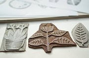 Grußkartengestaltung mit Linolschnitt