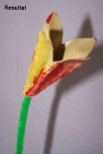 Frühlingsblumen aus Eierkartons