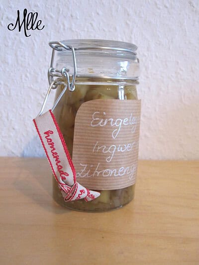 Eingelegter Ingwer mit Zitronengras