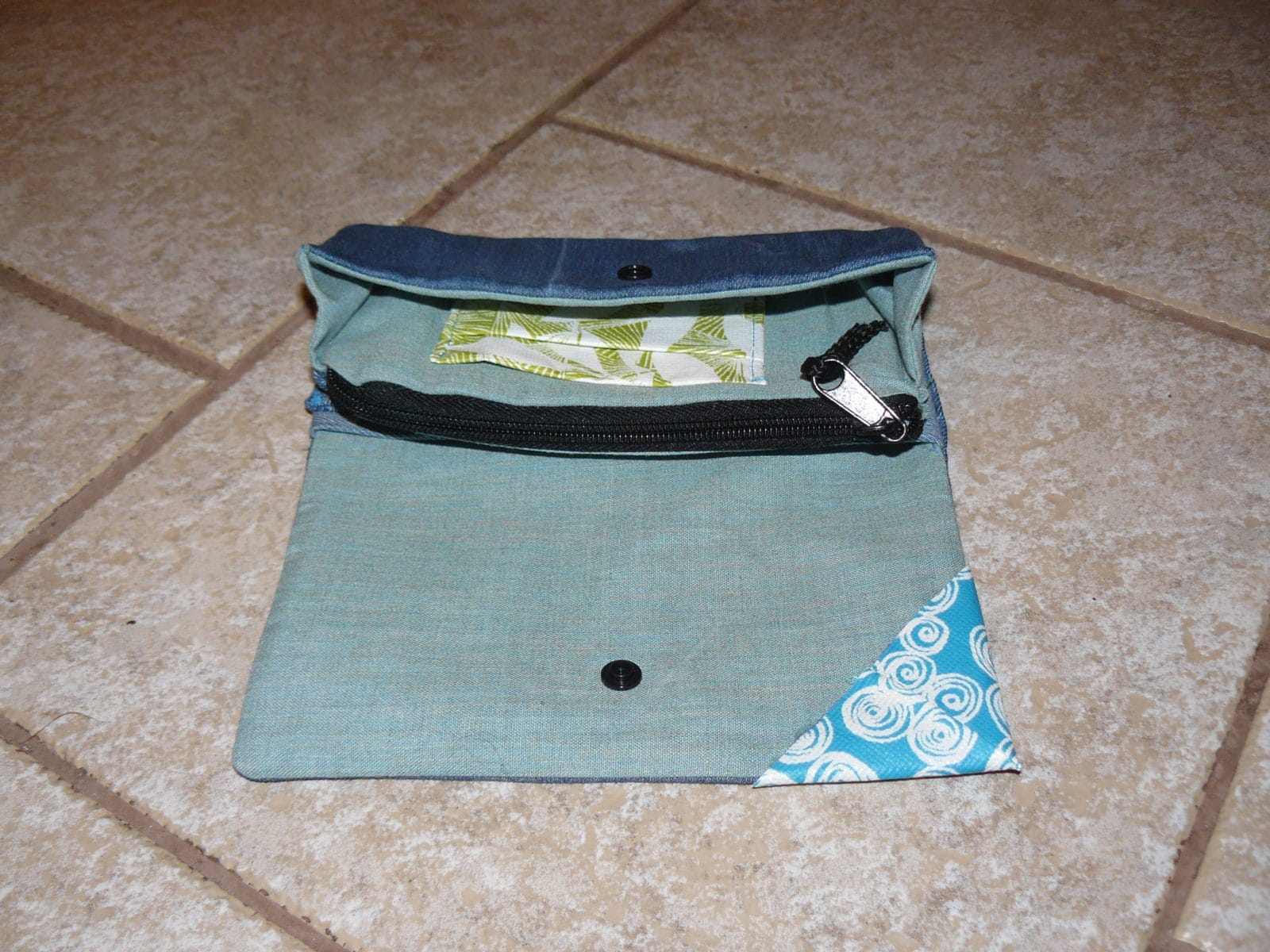 mit Komplikationen…Jeans meets Wachstischdecke