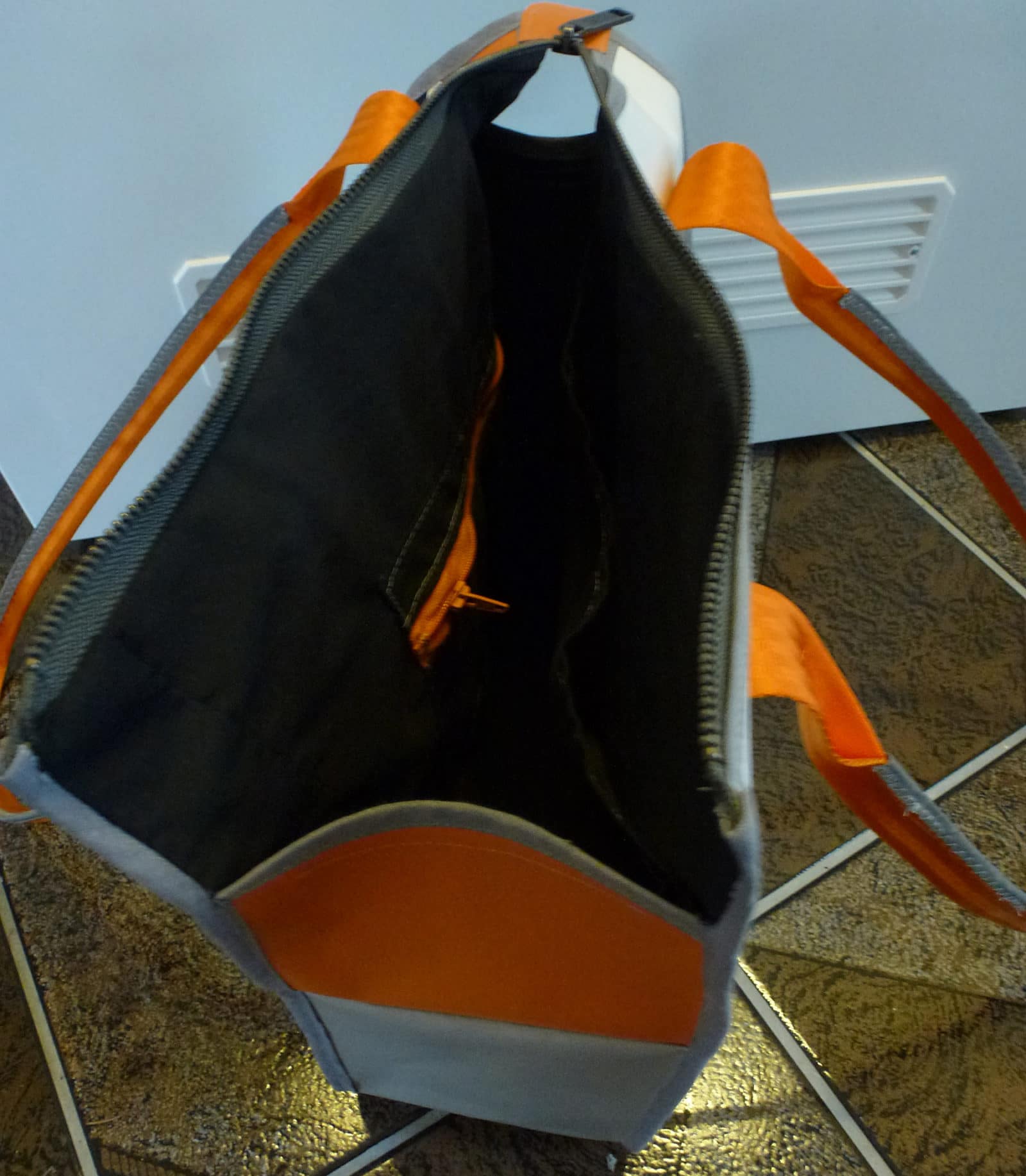 Recycling-Shopper aus Planenmaterialresten