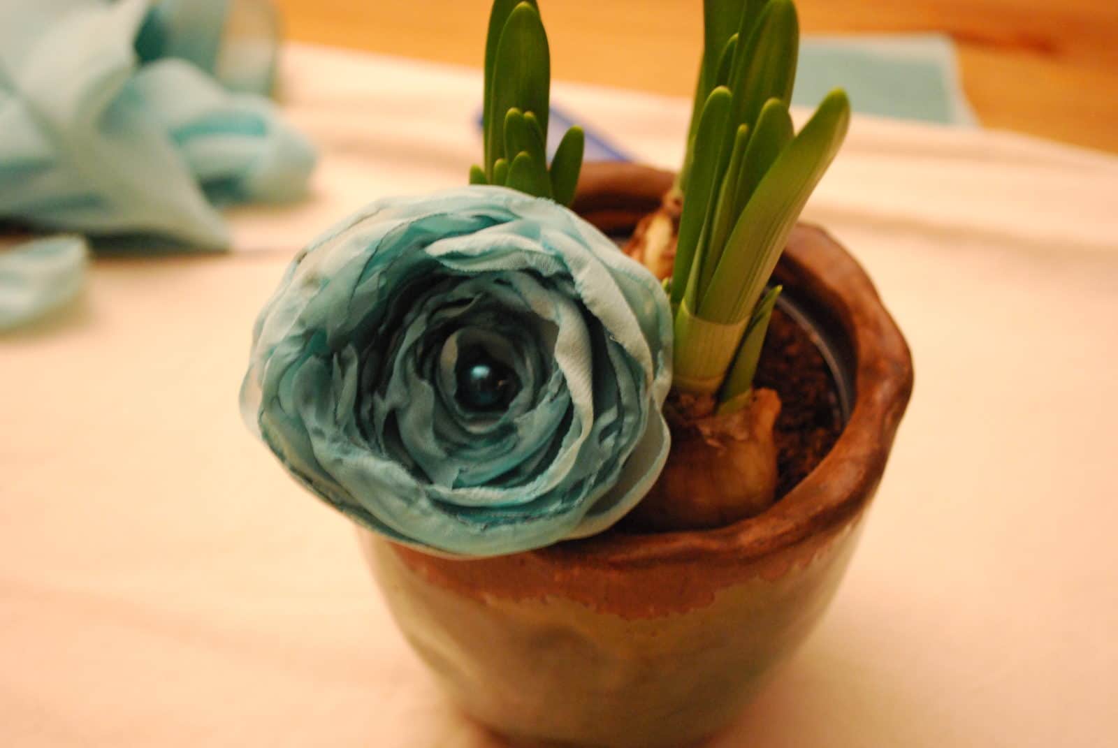 Stoffblumen-Haarspange