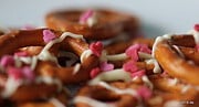 Süße Salzbrezeln zum Valentinstag oder Kindergeburtstag