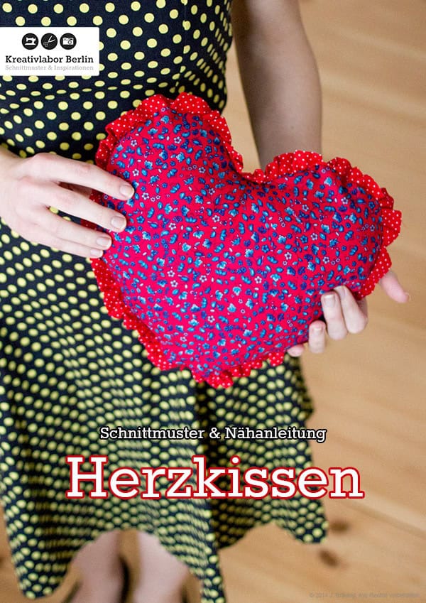 Herzkissen mit Rüschen (3 Größen)
