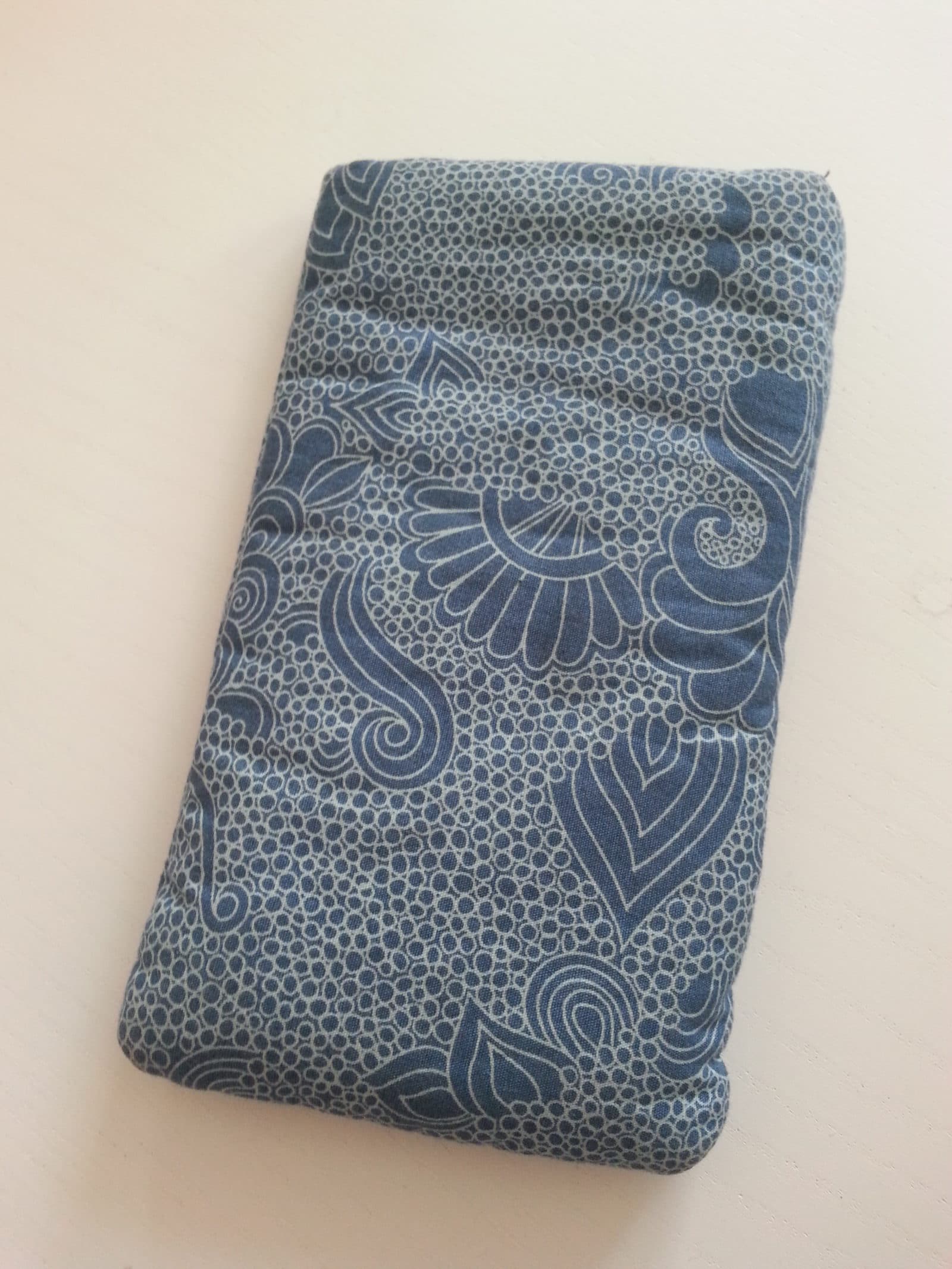 Gefütterte Handyhülle aus Stoff - HANDMADE Kultur