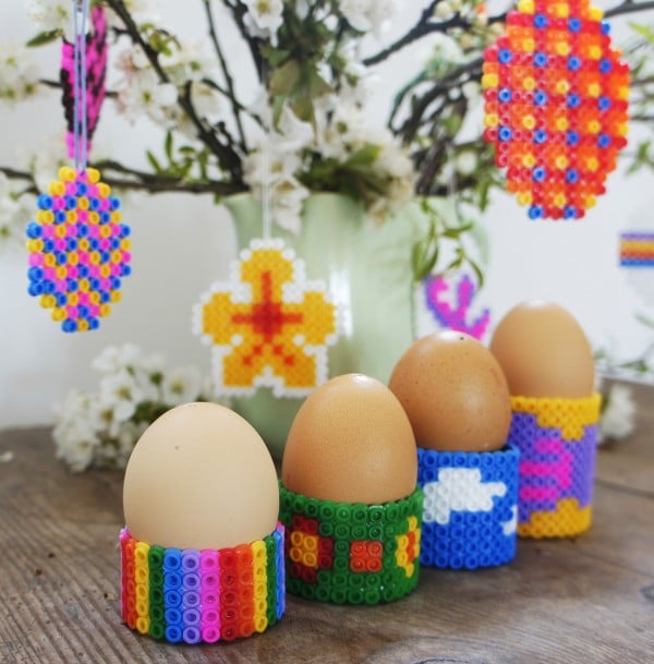 DIY Eierbecher aus Bügelperlen basteln