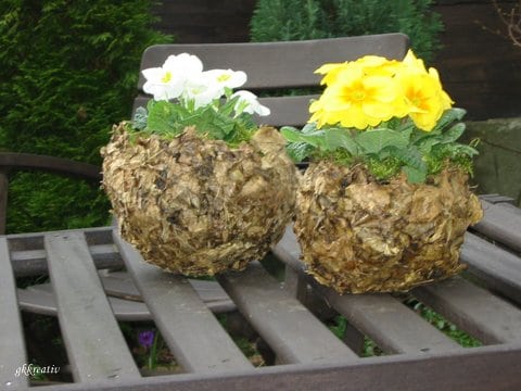 Blumenübertopf aus Laub