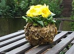 Blumenübertopf aus Laub
