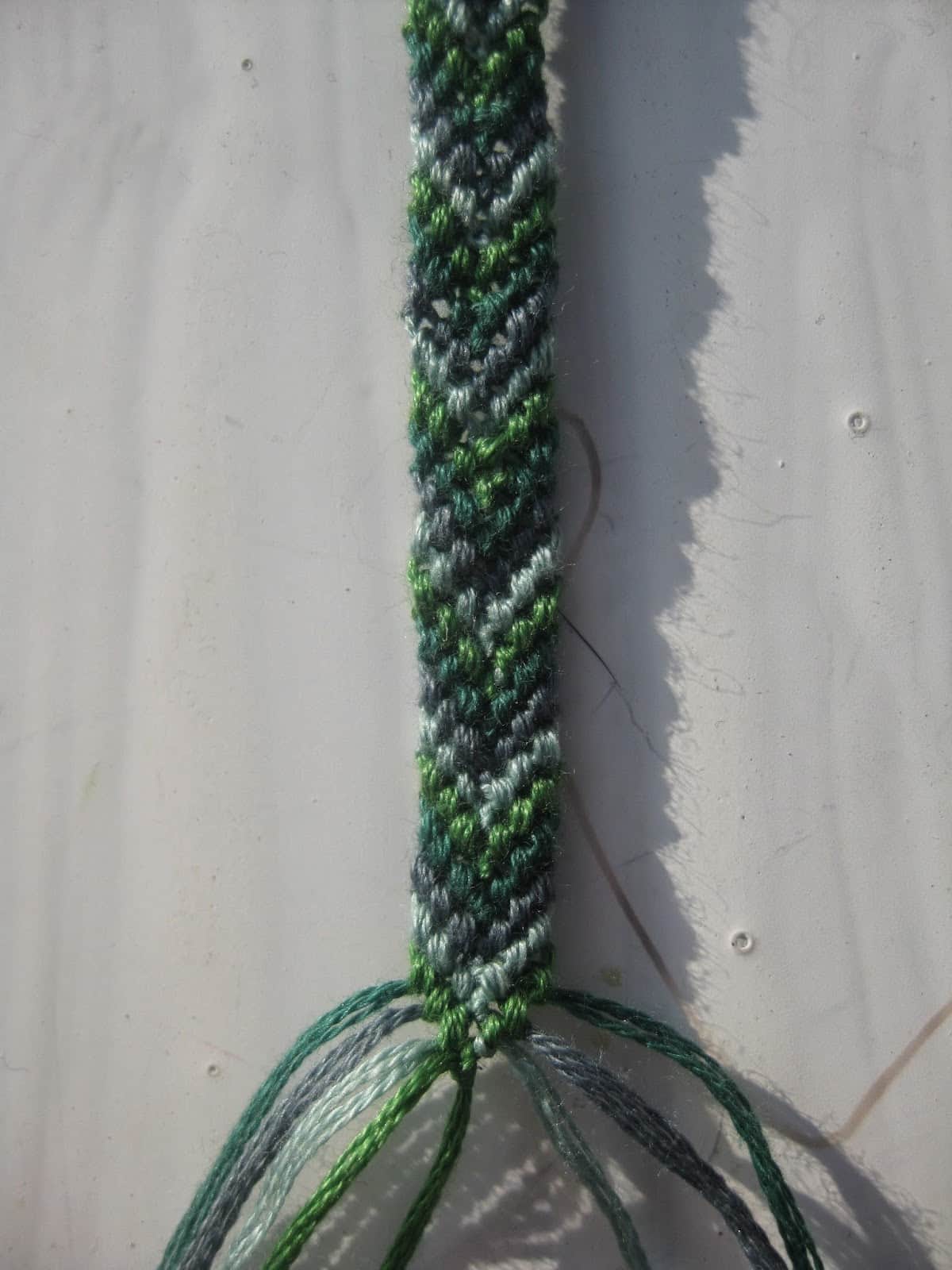 Armbänder knüpfen