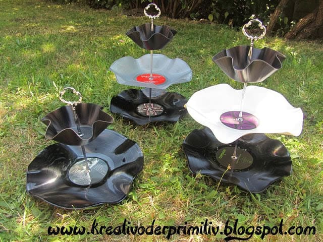 Etagere aus Schallplatten