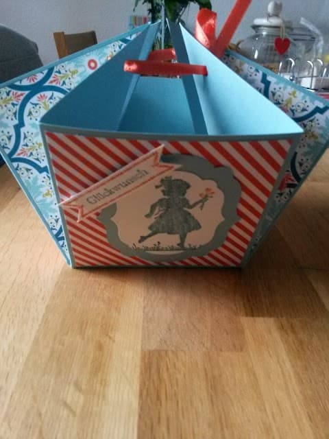 Deskcaddy, Treatbox oder doch Osterbox?!