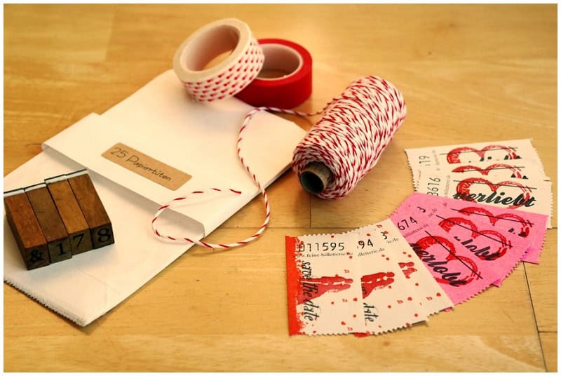 DIY Hochzeit: Save the Date Karten zum Selbermachen mit Feine Billeterie