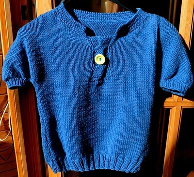 Kleiner Pullover Gr. 34