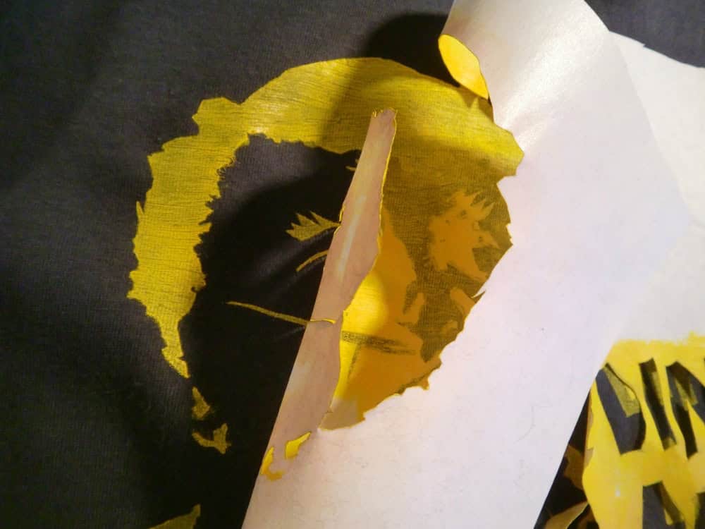 T-Shirt-Druck mit Freezer Paper