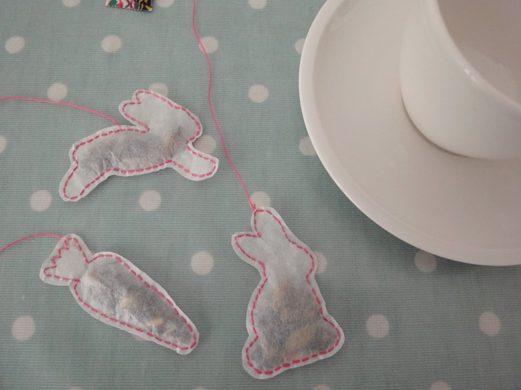 Osterbastelei: Hop hop, in die Tasse