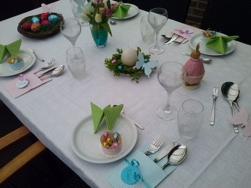Osternester für die Kaffeetafel