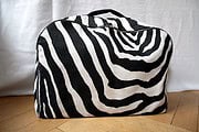 Großer Zebra-Wollkoffer