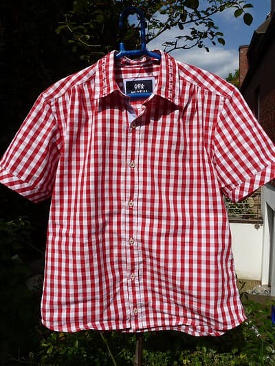 Herrenhemd wird Damenbluse