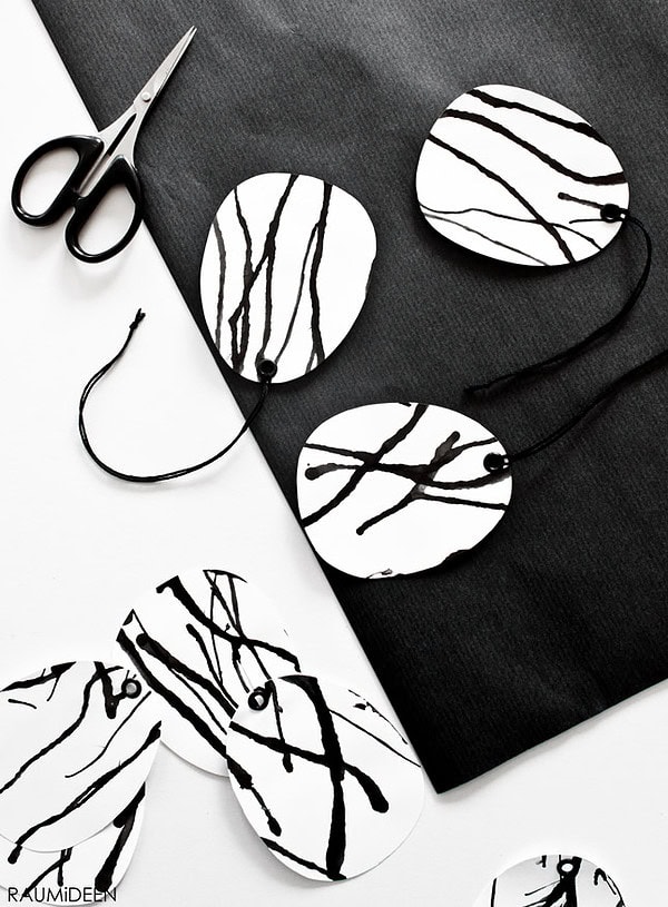 Ostereier aus Papier