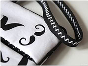 Sommer-Clutch mit Federverschluss