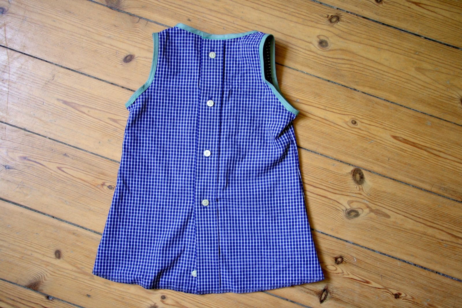 Sommerkleid und Wenderock aus Männerhemd