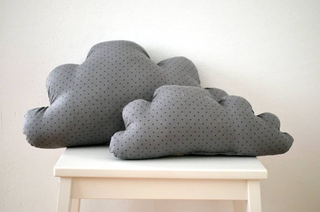7 Tage 7 Kissen: Wolkenkissen für Groß und Klein