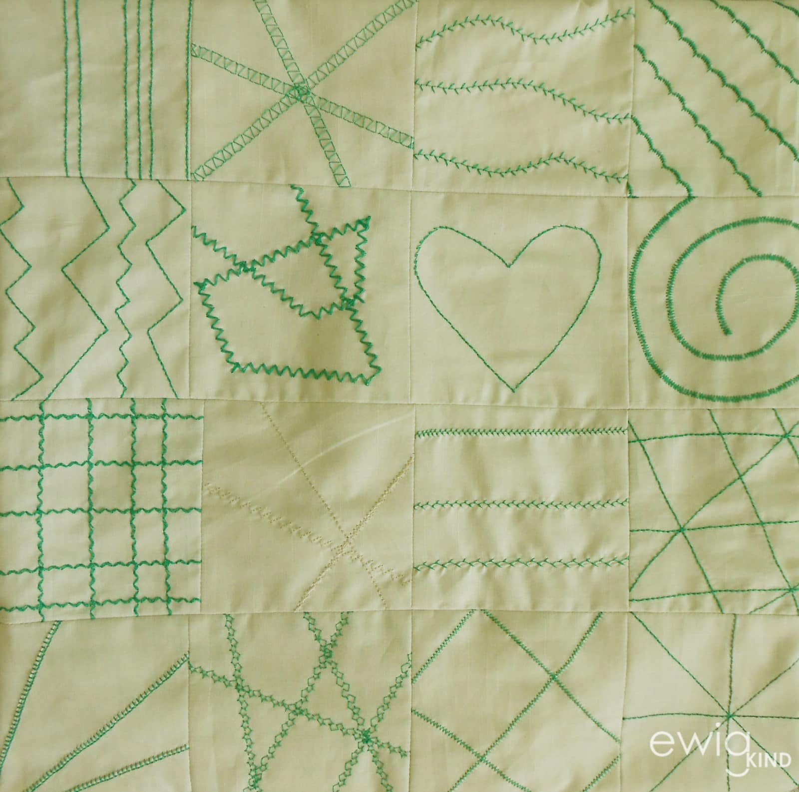 Patchwork-Kissen light