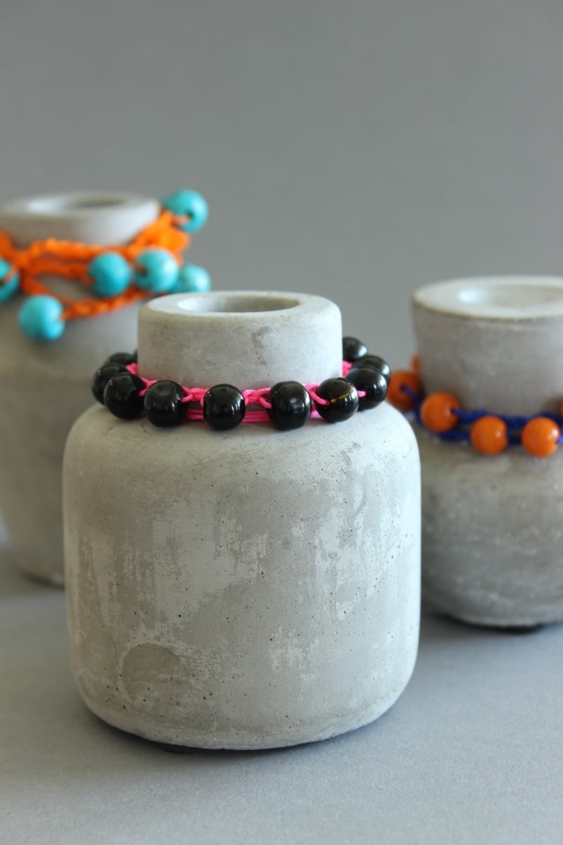 DIY – Perlen auf Concrete Kerzenhalter