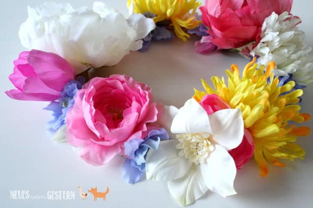 DIY Blumenkranz für Festivals