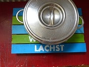 Schild oder Topfuntersetzer aus Holz mit Spruch