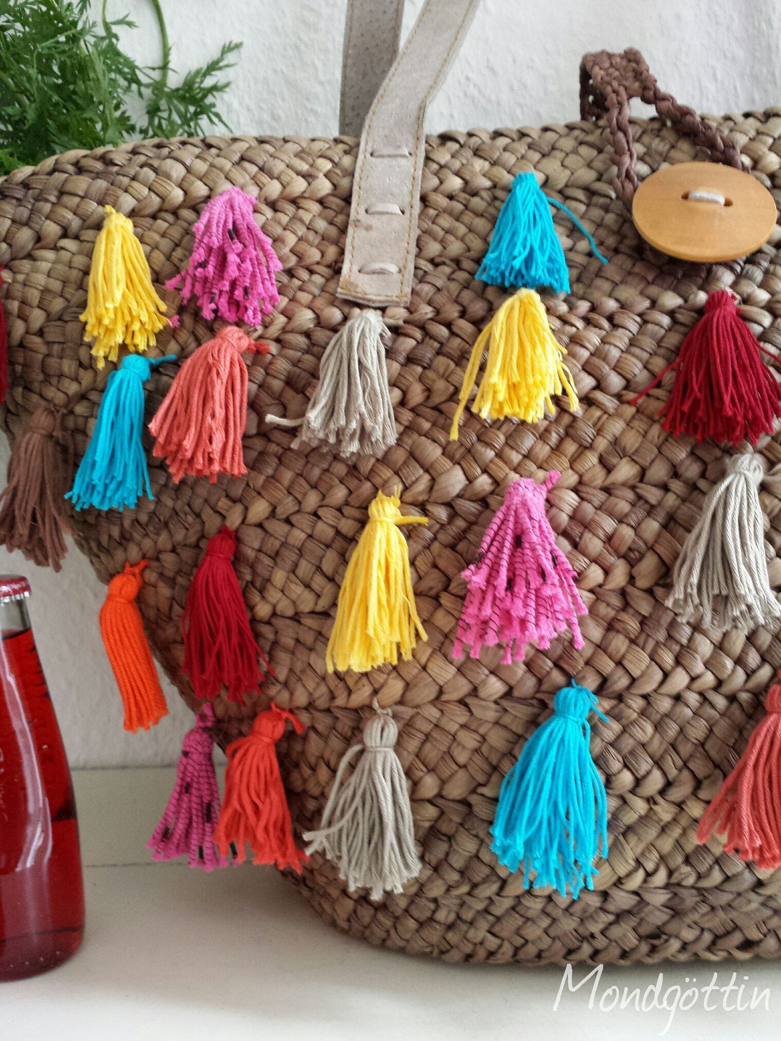 Bunte Basttasche