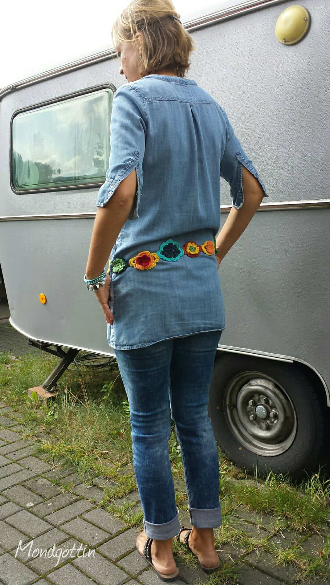 Blümchengürtel selbstgehäkelt