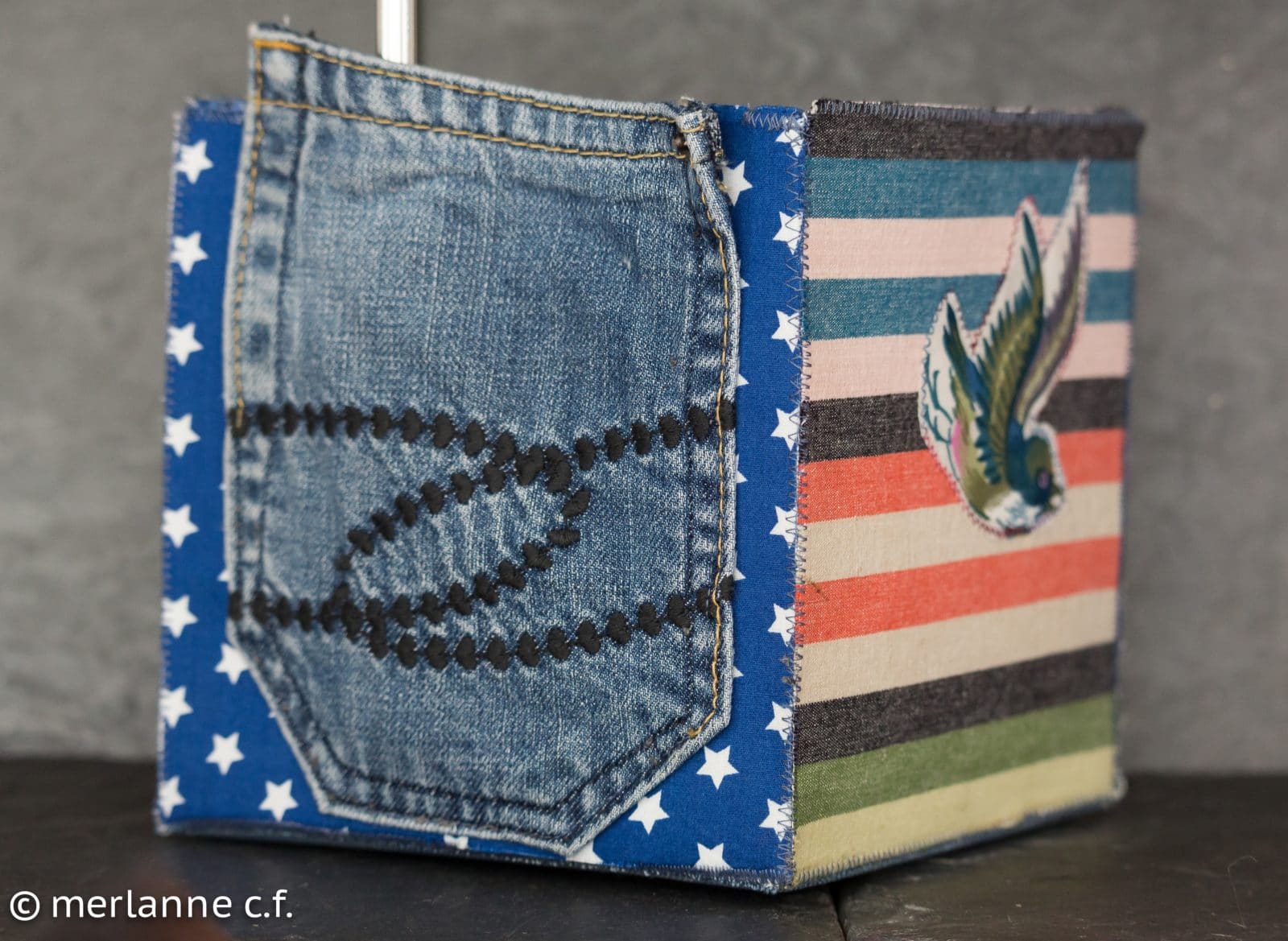 Geschenke-Box aus Jeans