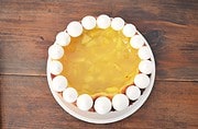 Was Süßes zum Wochenende: Apfel-Wein-Kuchen und seine Meringues