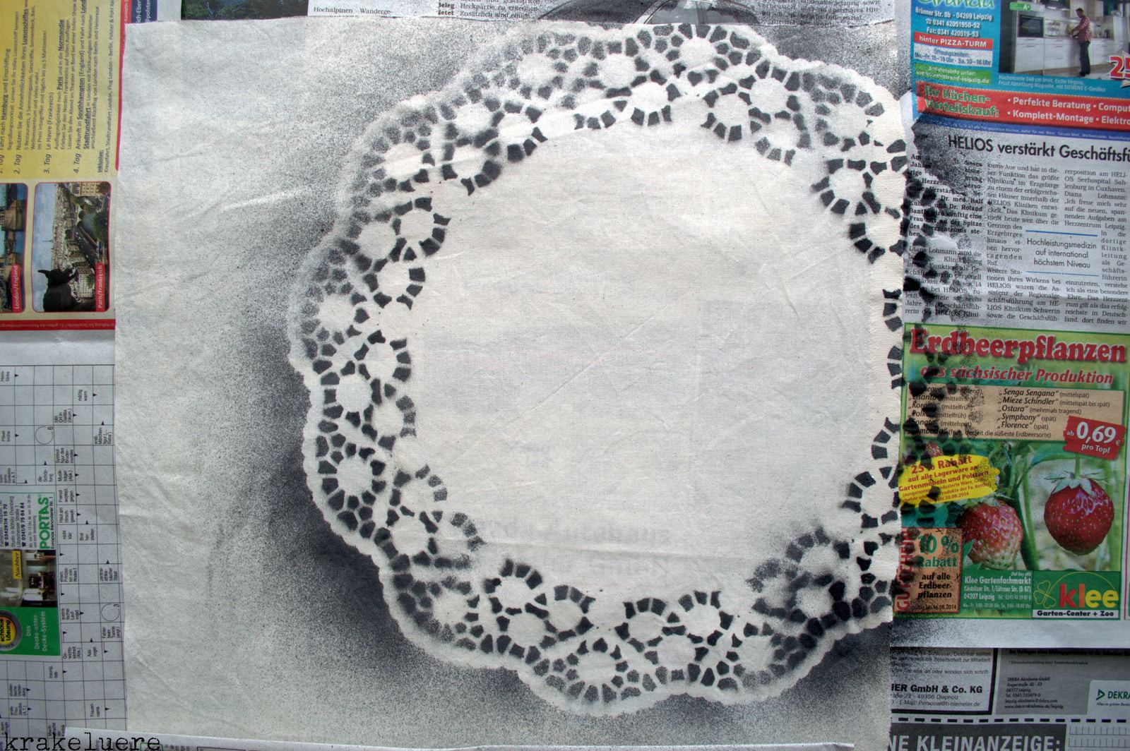 DIY: Stoffbeutel mit Tortenspitze!