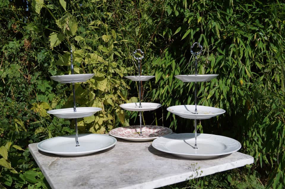 ETAGERE: ROMANTISCH – PRAKTISCH – FRANZÖSISCH