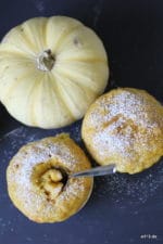 {lecker: } Veganer Kürbis Mikrowellen Tassenkuchen