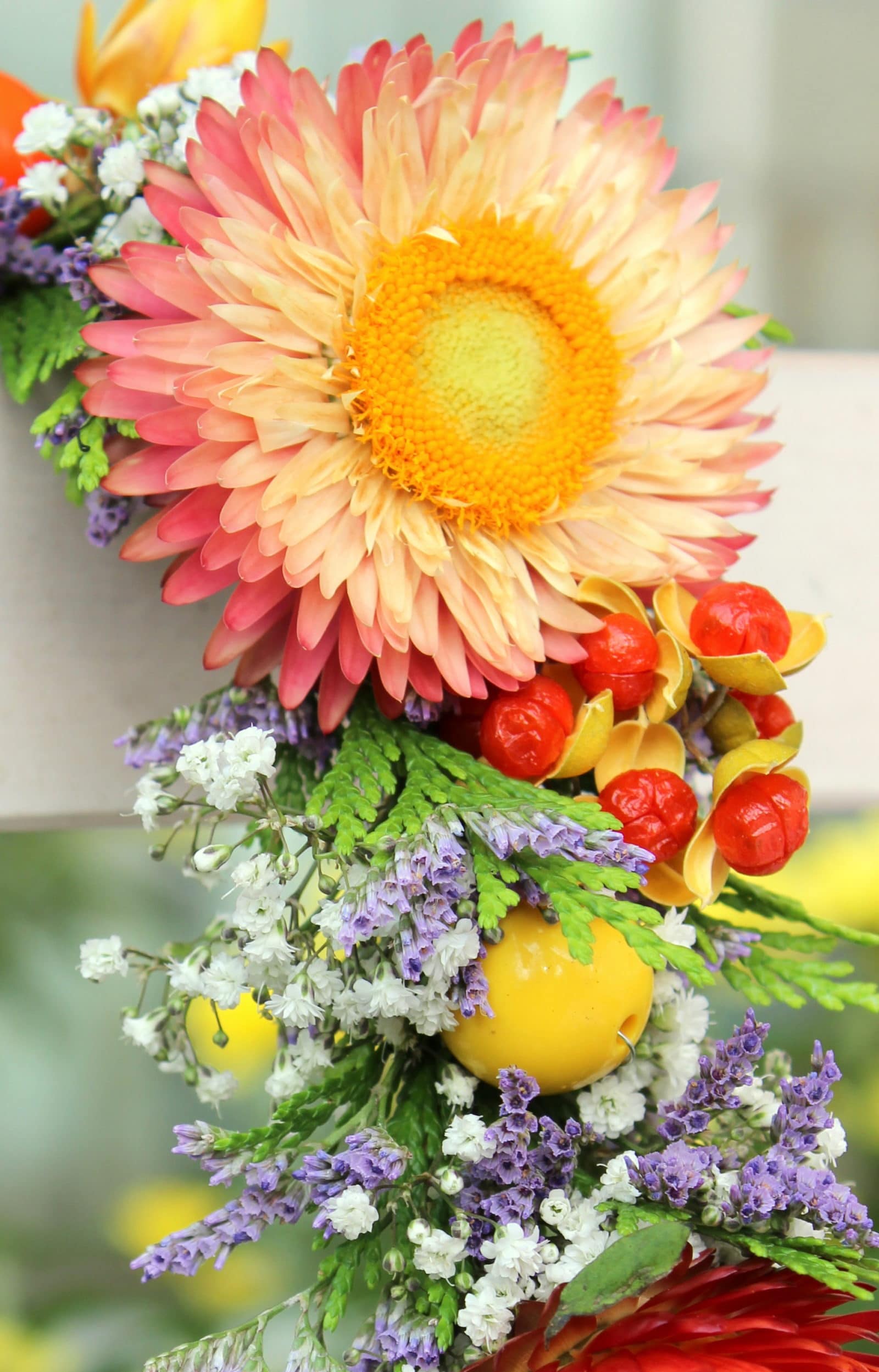 Herbstkranz aus Trockenblumen