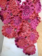 Japanischer Blütenschal – Japanese Flower Scarf – Häkelanleitung