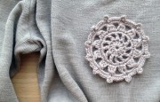 Luxusflicken: Häkelpatches für (alte) T-Shirts