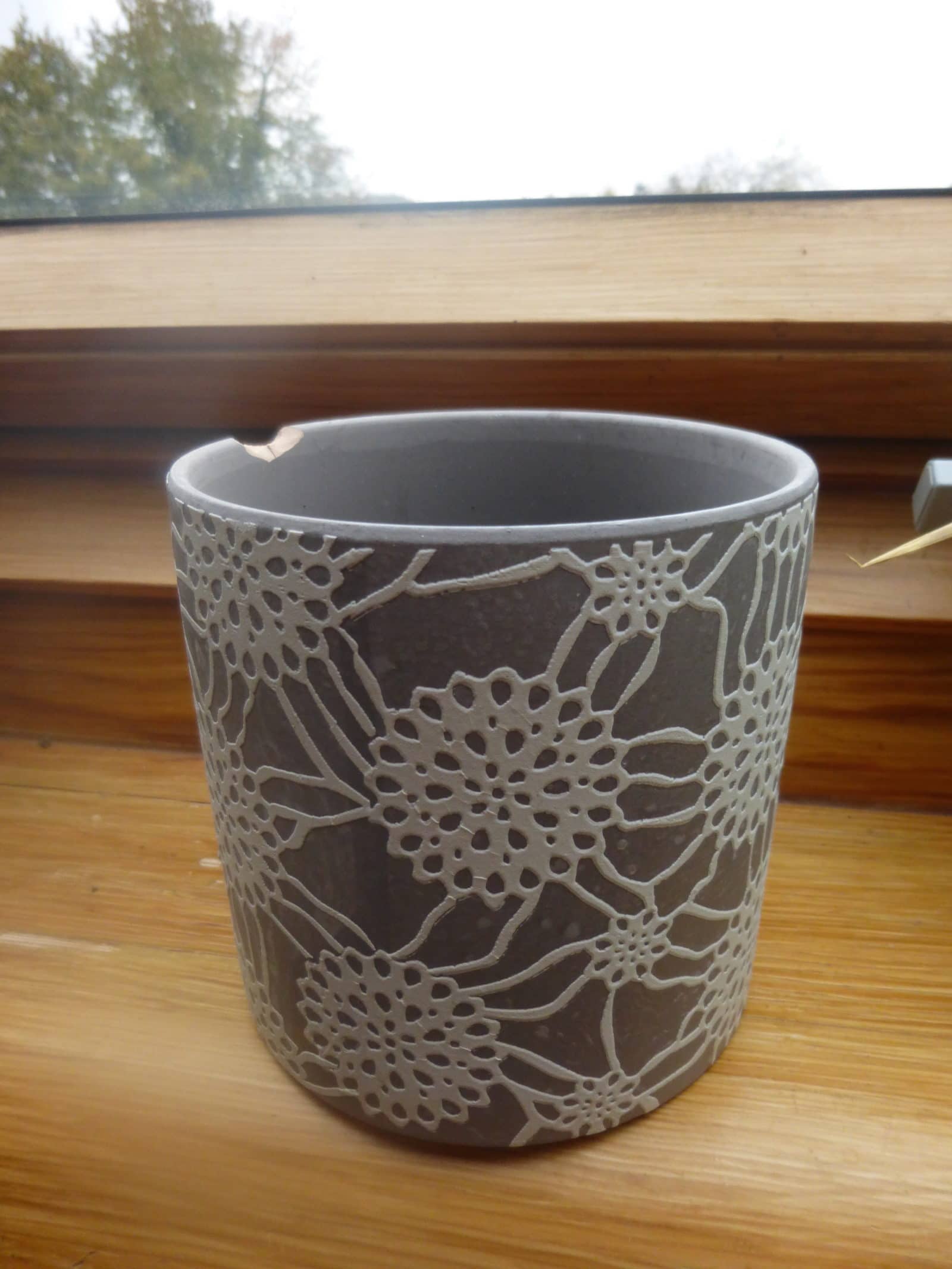 Blumentopfüberzug aus altem Pullover nähen