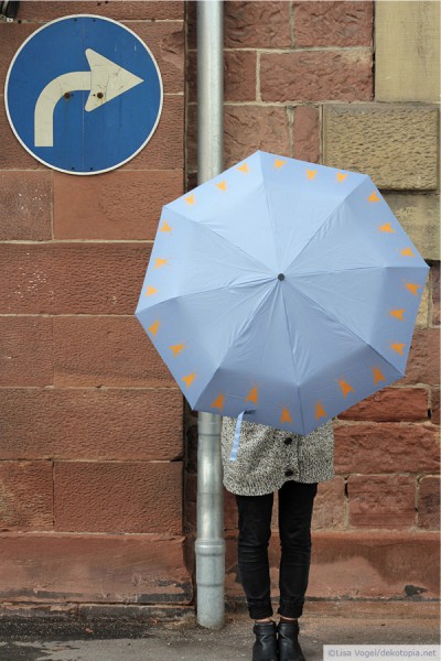 Mehr Farbe für Regentage: selbst bedruckter Regenschirm