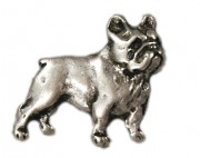 Kleines handgefertigtes Silberschmuck in Form eines Hundes, detailreich und kunstvoll gestaltet, ideal für Tierliebhaber und Schmucksammler.