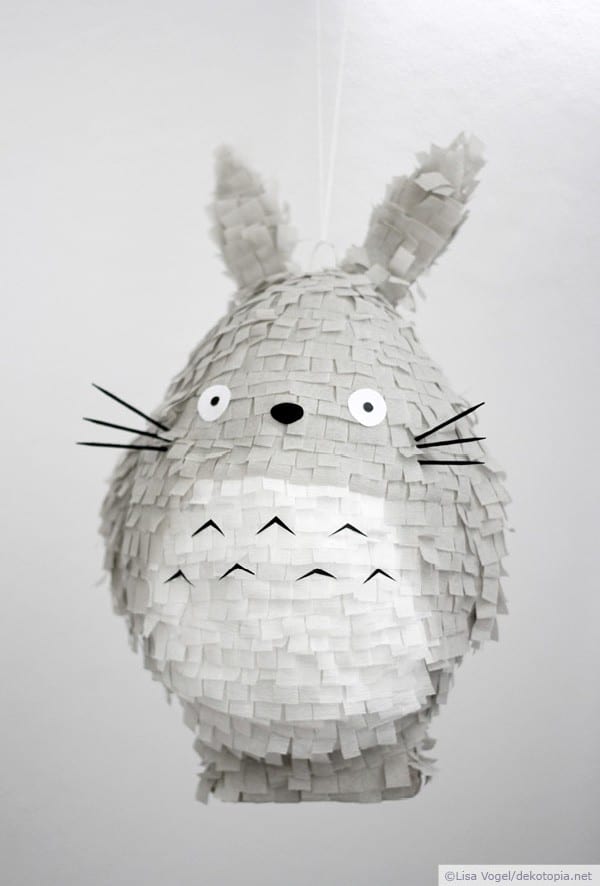 Totoro Piñata