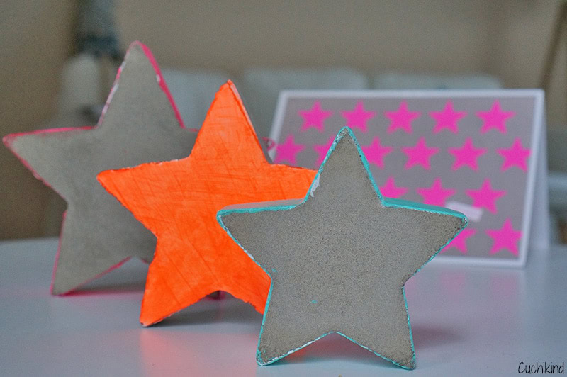 Neonsterne aus Beton